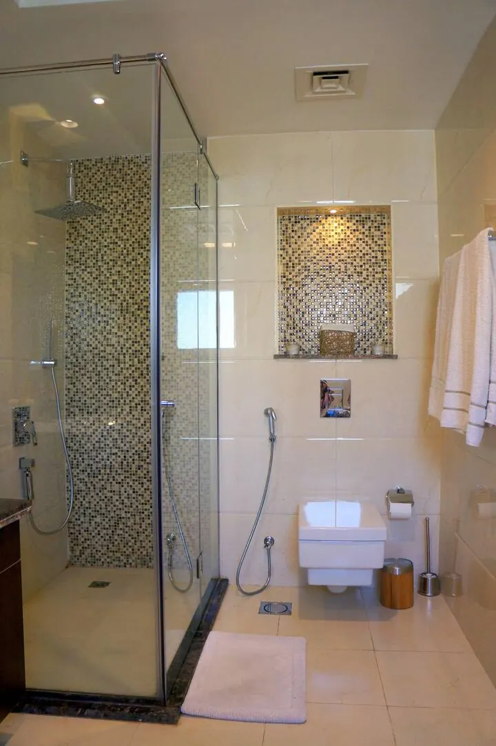 Maison Arabia, a bathroom